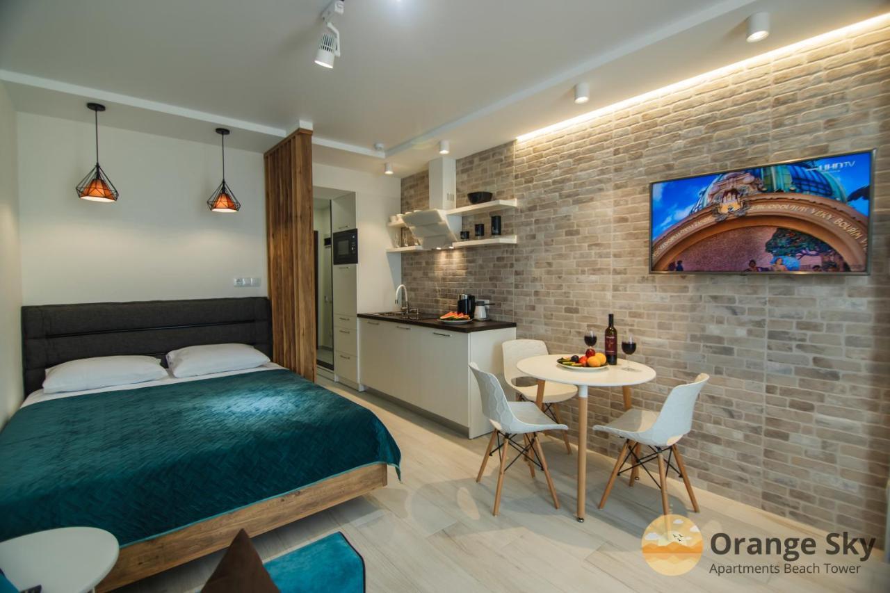 Orange Sky Apartments Beach Tower Batumi Exterior foto